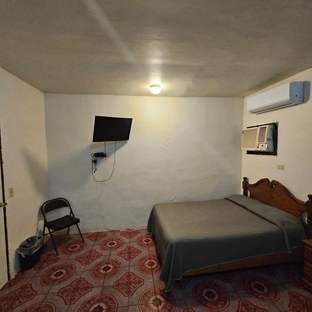 Hotel Chalet Matamoros  Luaran gambar