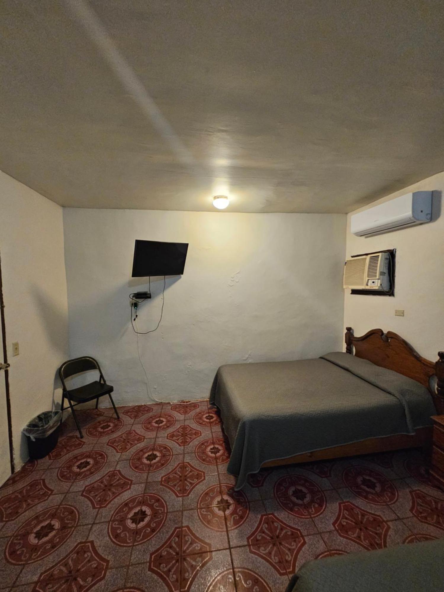 Hotel Chalet Matamoros  Luaran gambar